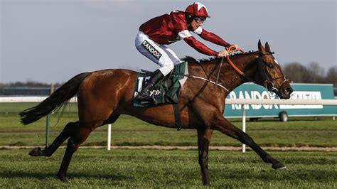 Tiger Roll wins the Grand National 2019 .